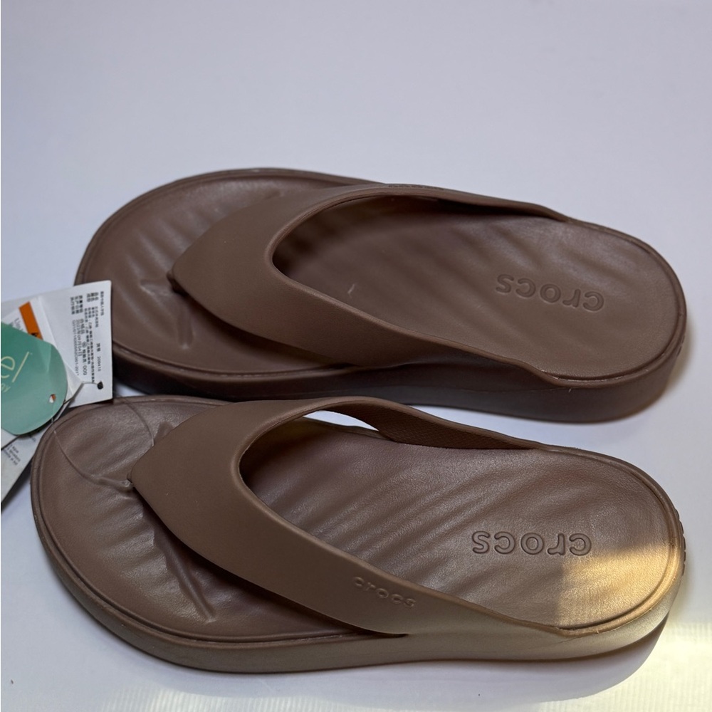 Crocs Women's Getaway Platform Flip Flop Sandals